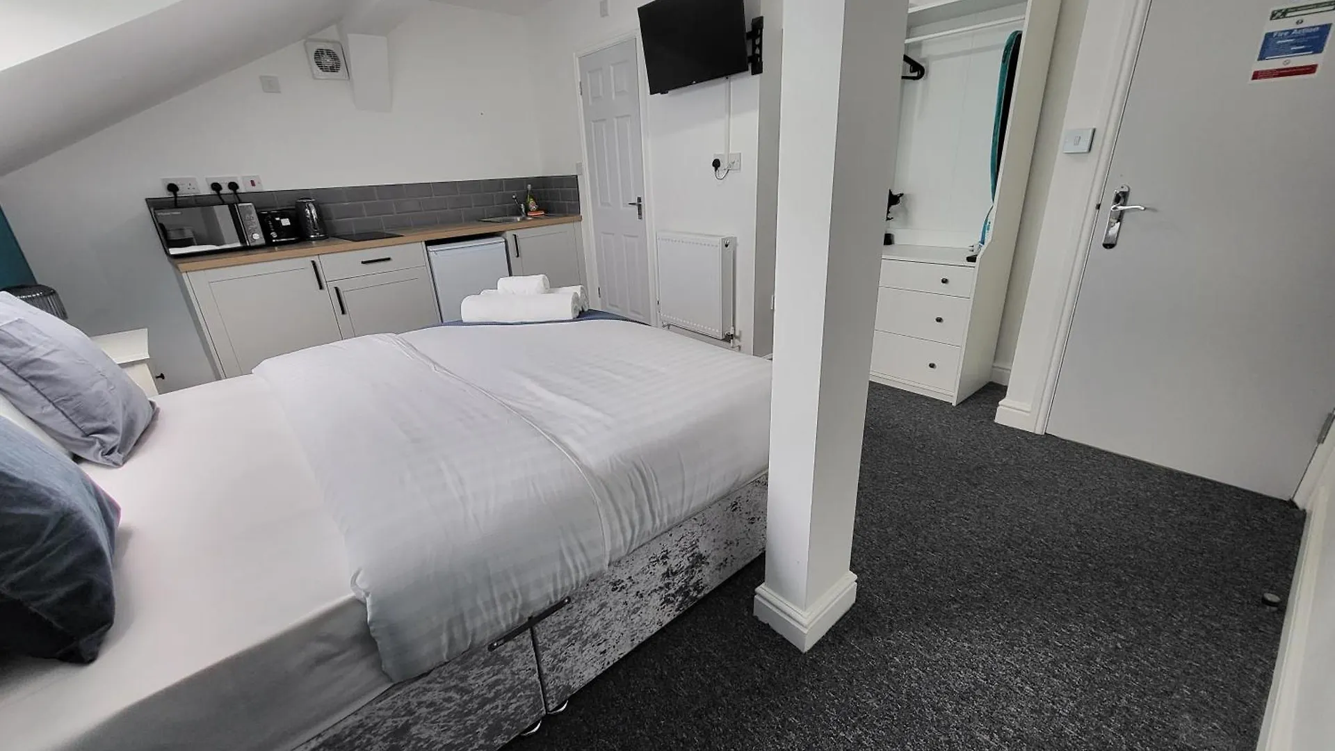 Nottingham Forest Rd, Short Stays Royaume-Uni
